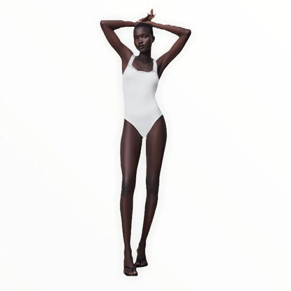 ZARA | White | SEAMLESS BODYSUIT WITH LACE TRIM - Picture 6 of 9